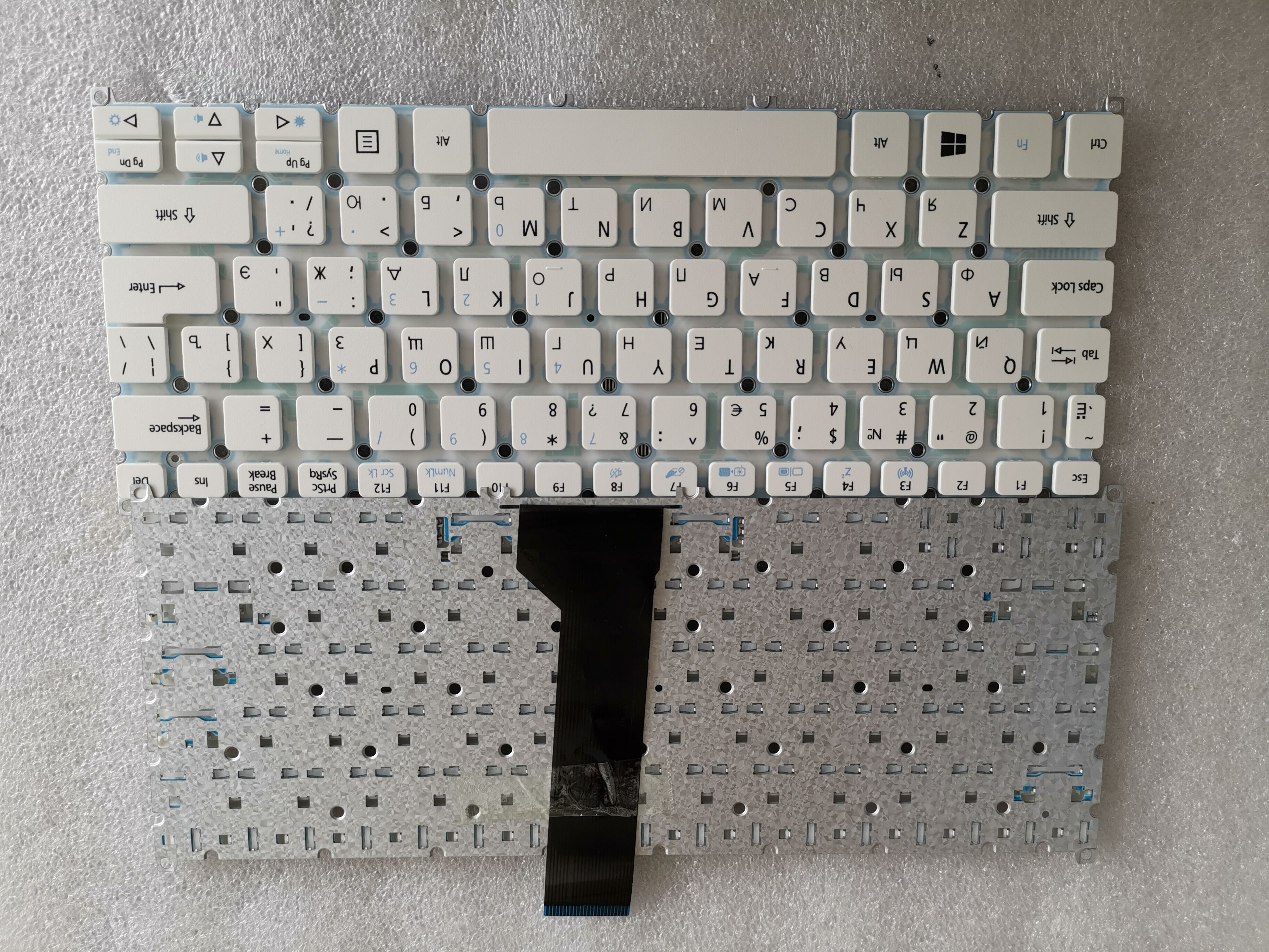 Picture of New Replacement Laptop Keyboard For ACER V5-122 WHITE (OEM) RU Layout